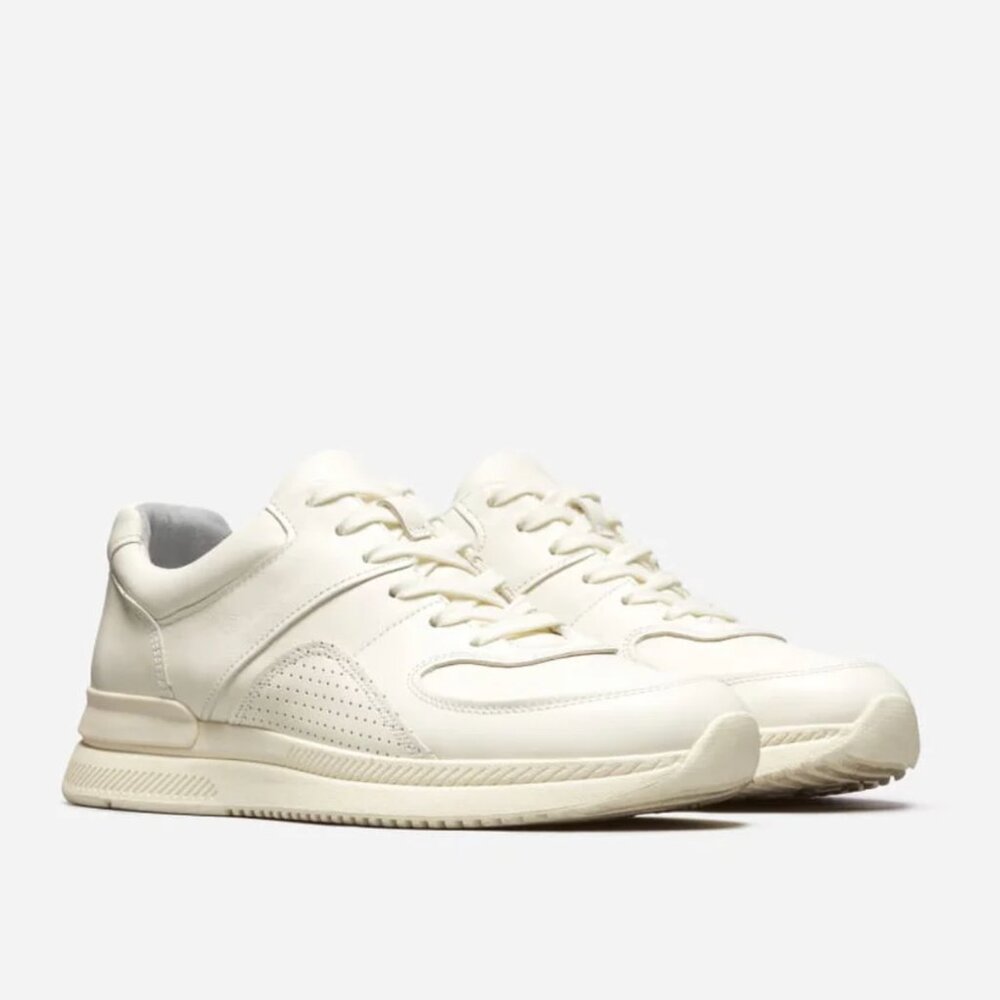 Everlane Cream Leather Sneakers W8